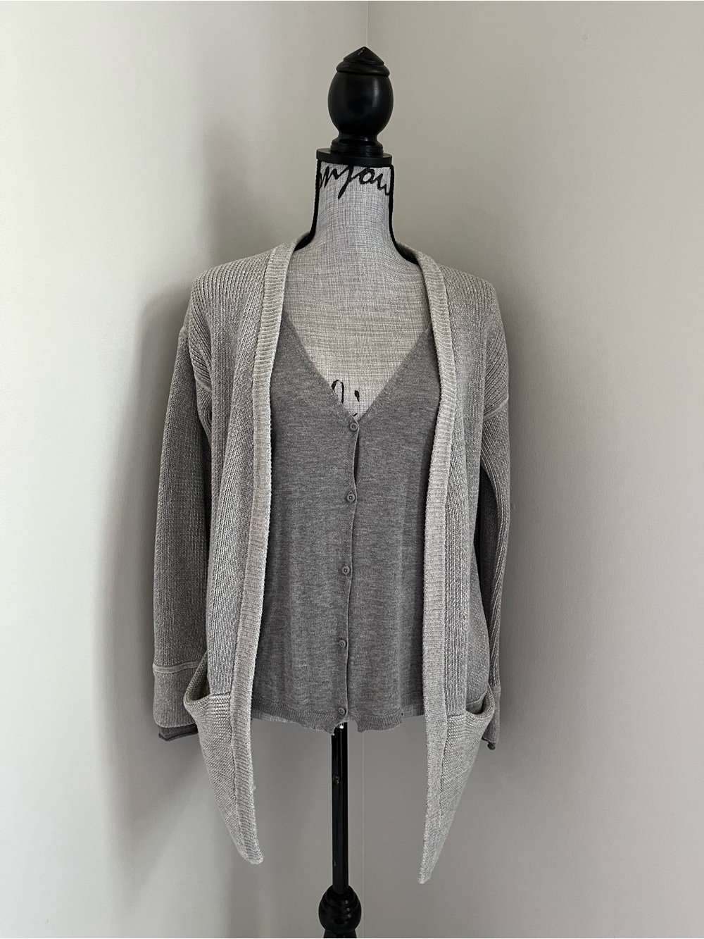 Lululemon grey cotton yarn vestigan oversized fit